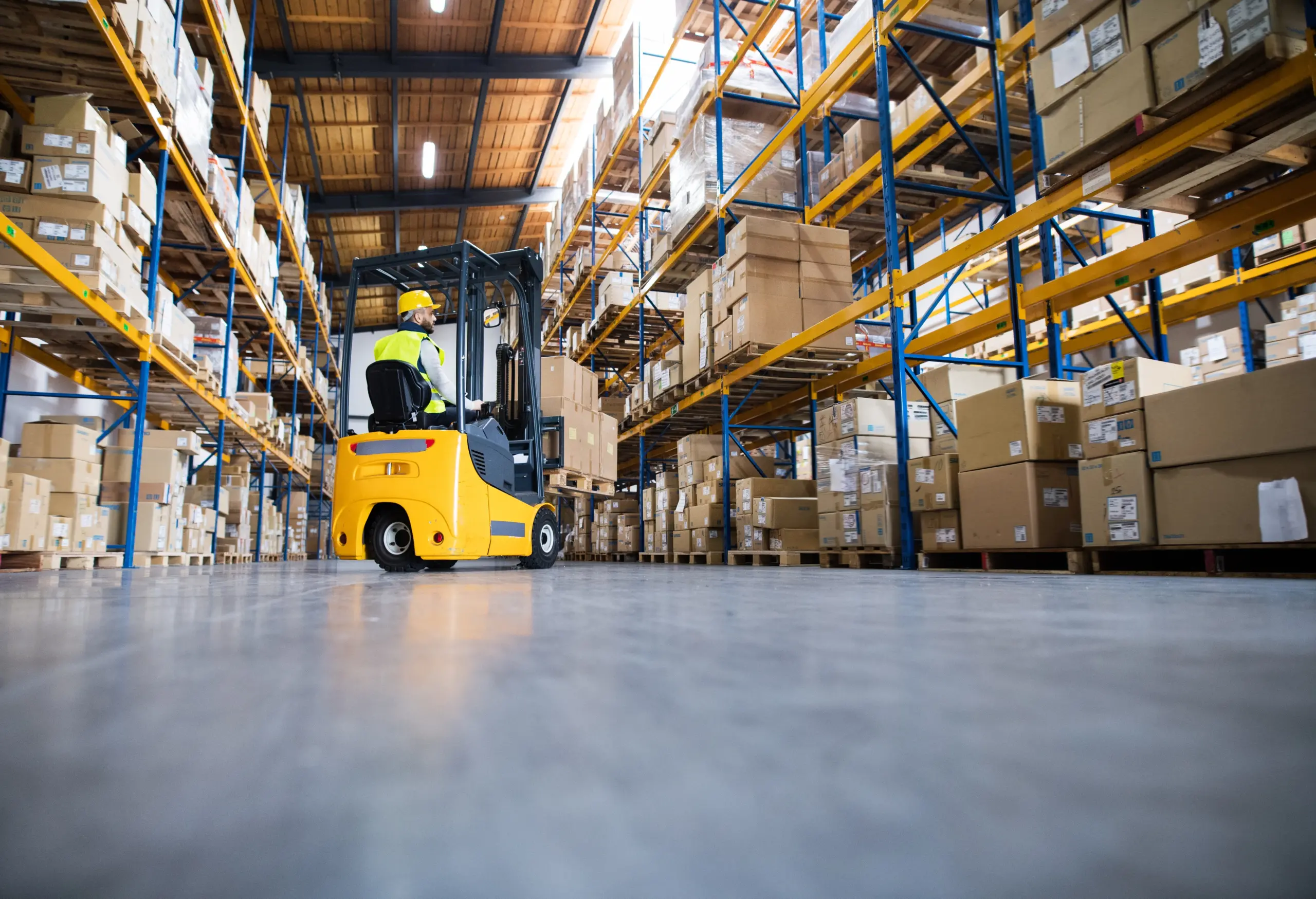 https://www.novanex.sa/wp-content/uploads/2024/05/tailored-pallet-solutions-scaled.webp